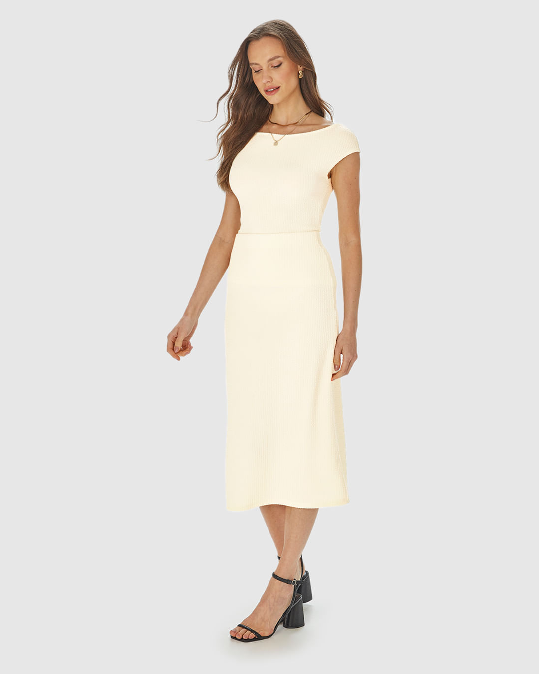 Blusa Justa Feminina Decote Canoa Em Malha Texturizada - Imagem 2