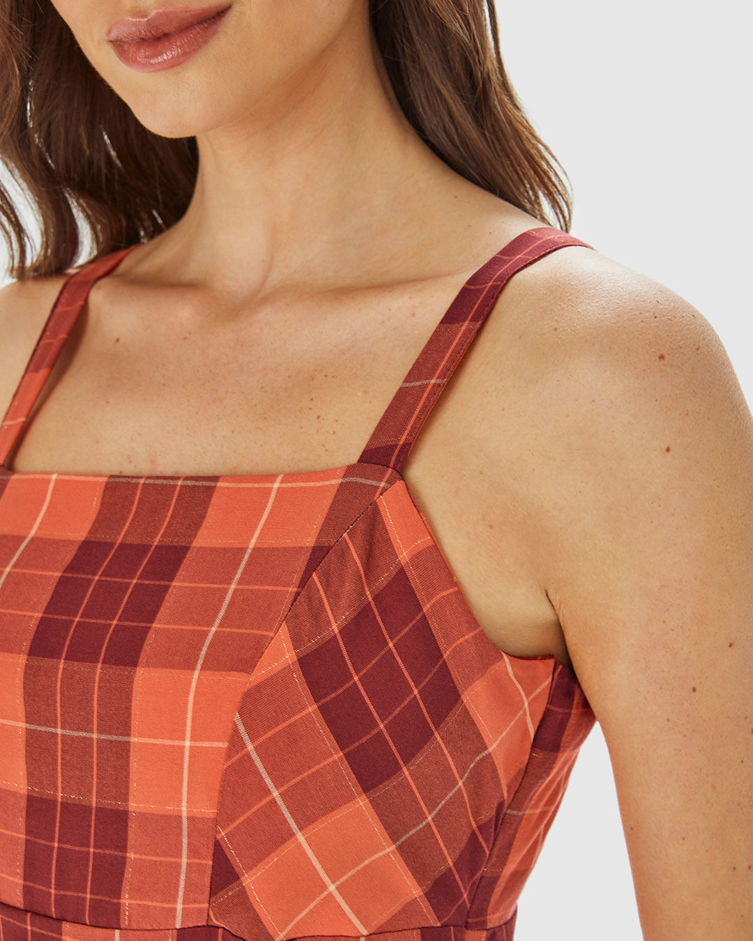 Vestido Longo Feminino Xadrez Alça Com Regulagem Em Viscose Lurex - Imagem 13