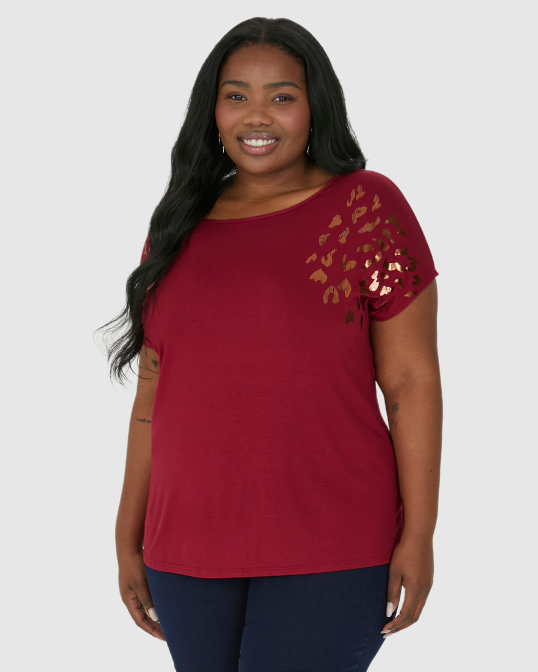 Camiseta Feminina Plus Size Estampa Metalizada Em Viscose Stretch - Imagem 9