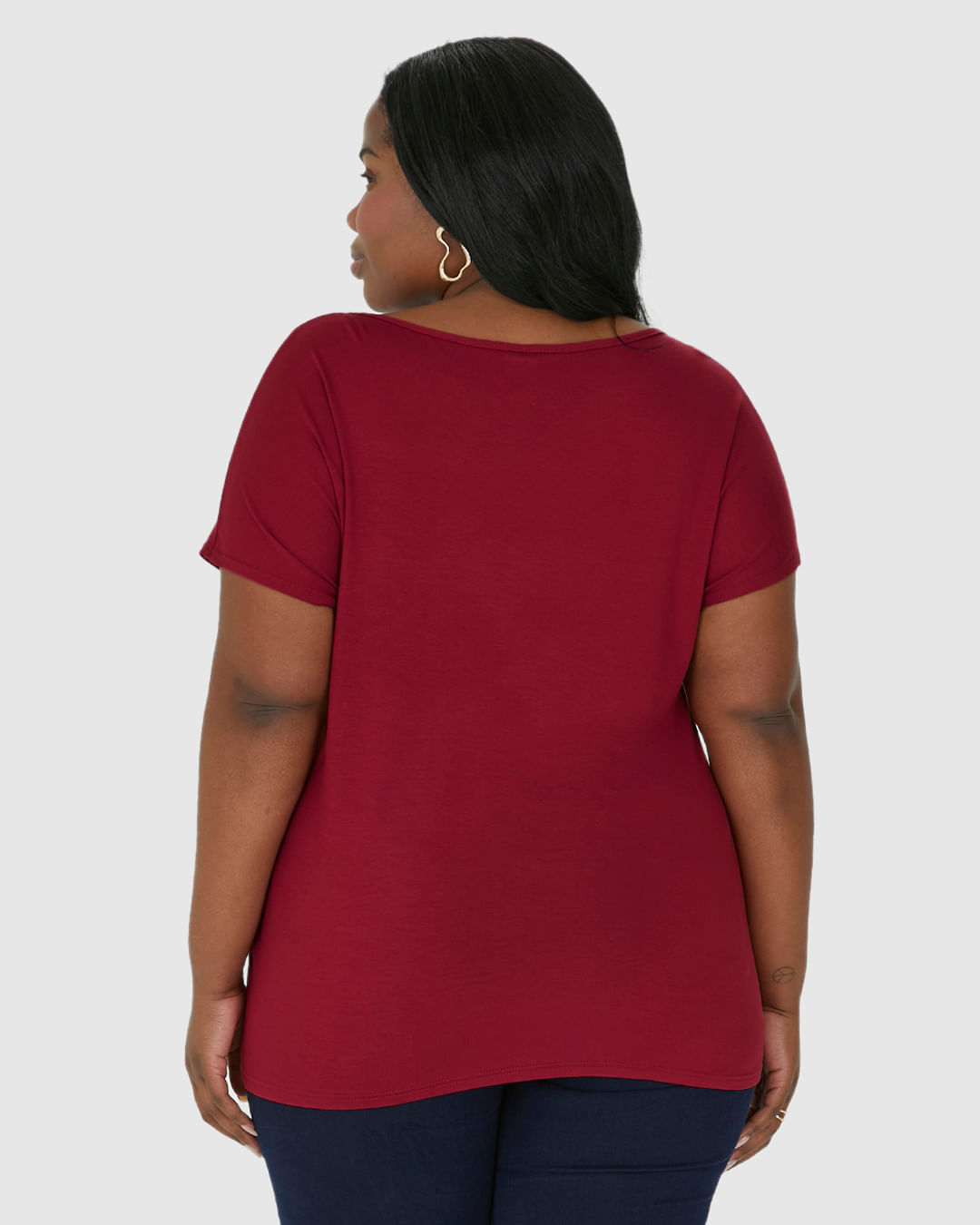 Camiseta Feminina Plus Size Estampa Metalizada Em Viscose Stretch - Imagem 15