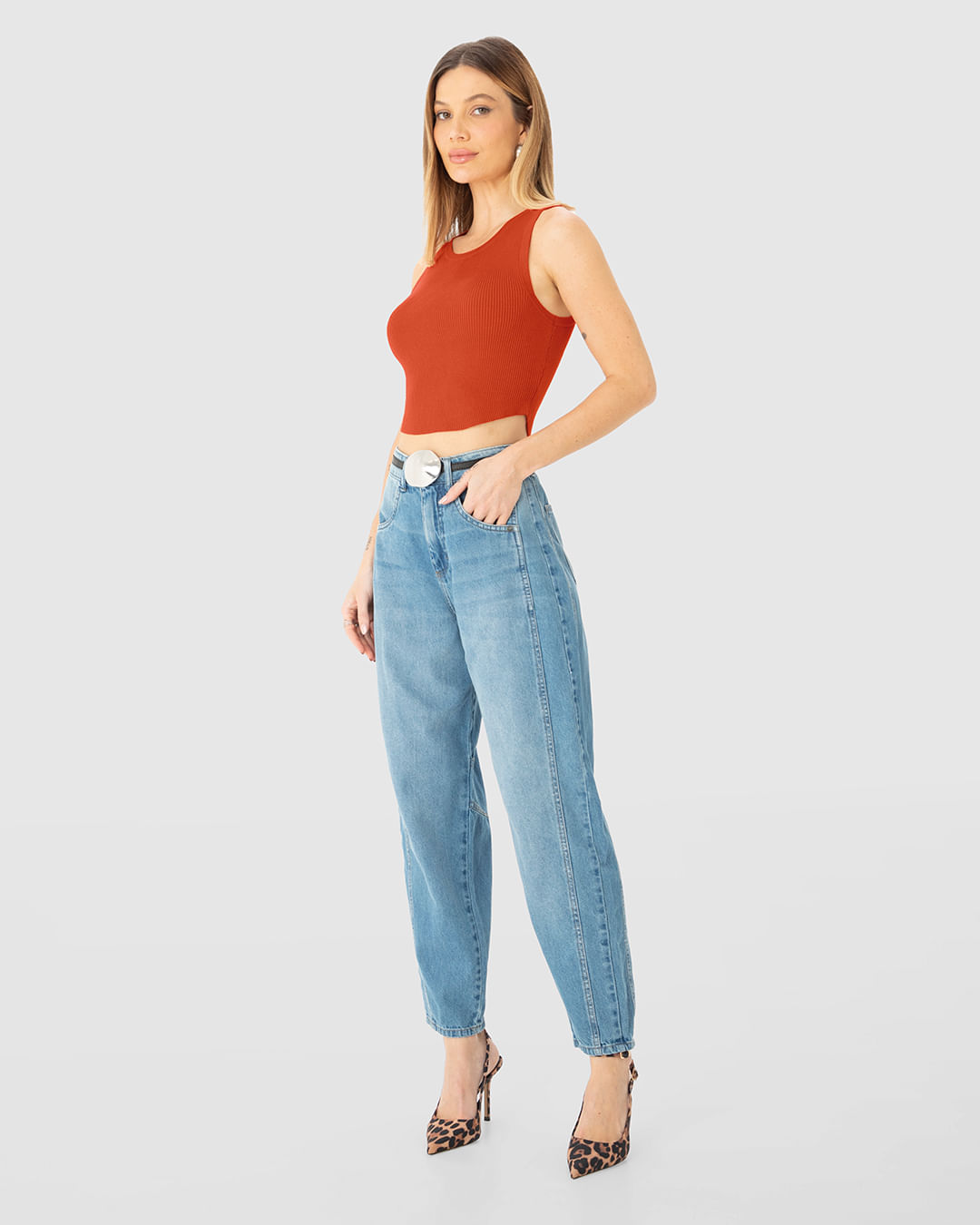Regata Cropped Feminina Barra Arredondada em Tricô - ENFIM
