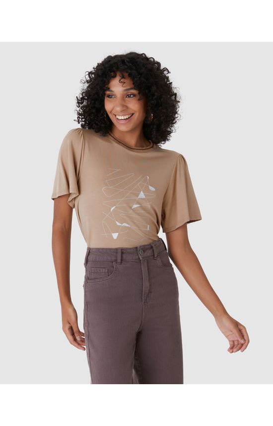 Camiseta Feminina Gola Retilínea Ilustração Frontal Em Viscose Stretch