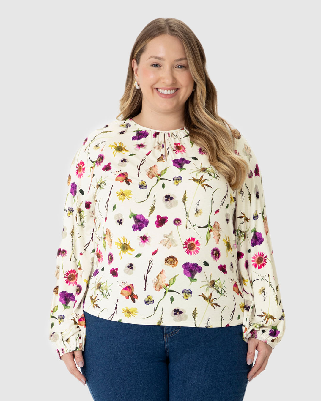 Blusa Feminina Plus Size Decote Detalhe Vazado Em Malha Viscolinho Stretch - Imagem 9