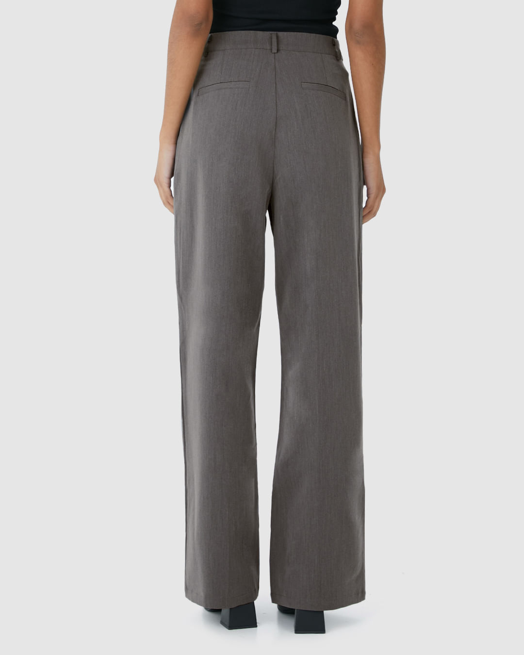 Calça Reta Feminina Bolso Faca Em Tecido Alfaiataria - Imagem 15