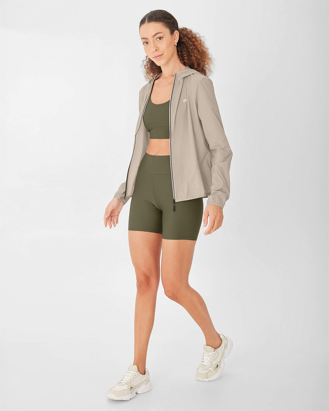 Jaqueta Corta Vento Feminina Bolso Costas Easy Care  - ENFIM