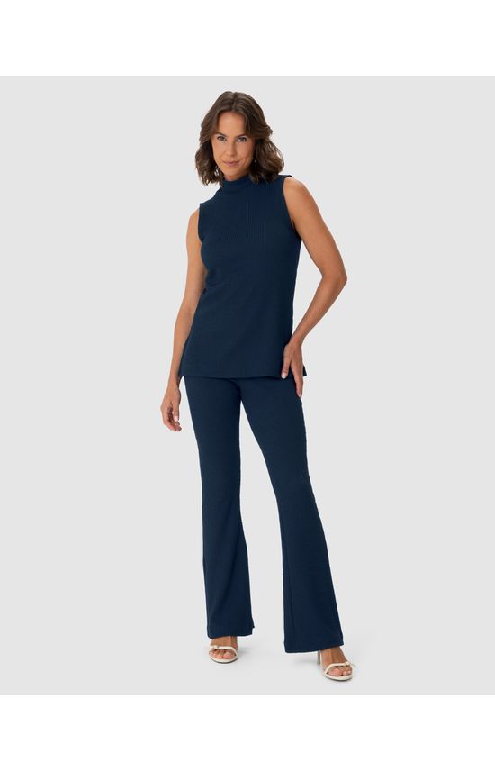 Calça Feminina Bootcut Em Malha Texturizada