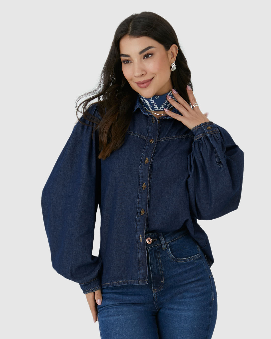 Camisa Feminina Manga Longa Com Pregas Em Jeans 100% Algodão - Imagem 11