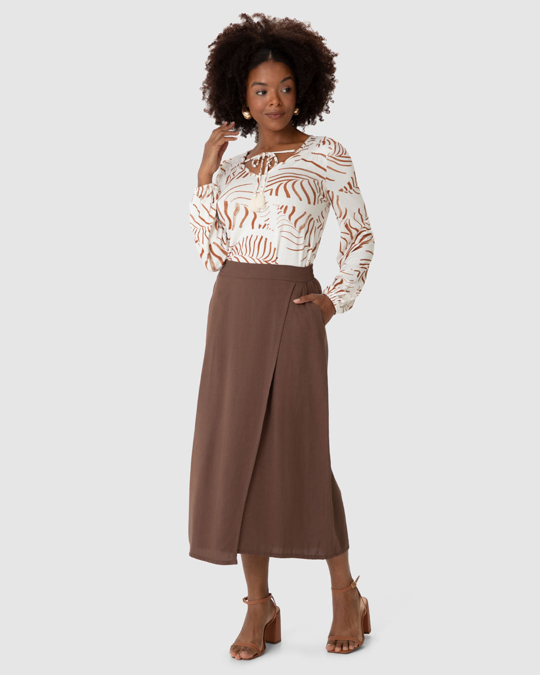 Saia Midi Feminina Assimétrica Em Viscolinho Texturizado - Imagem 16