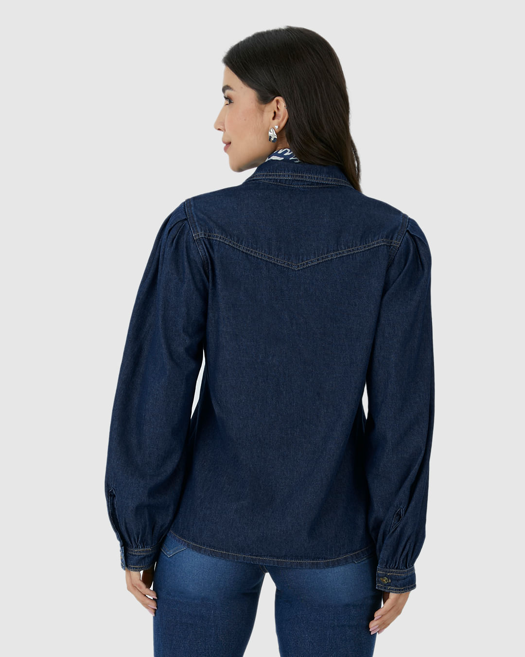 Camisa Feminina Manga Longa Com Pregas Em Jeans 100% Algodão - Imagem 10
